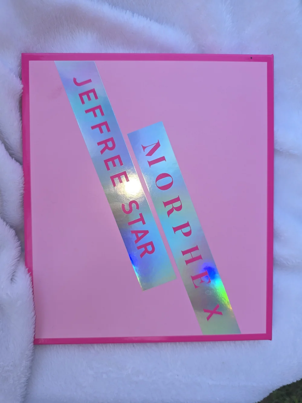Jeffree Star x Morphe Palette - Pink Holographic Packaging